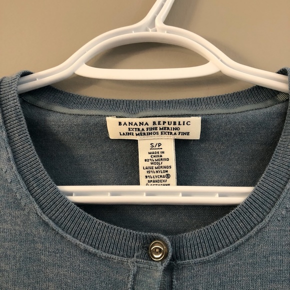 Banana Republic Cardigan - Picture 2 of 3